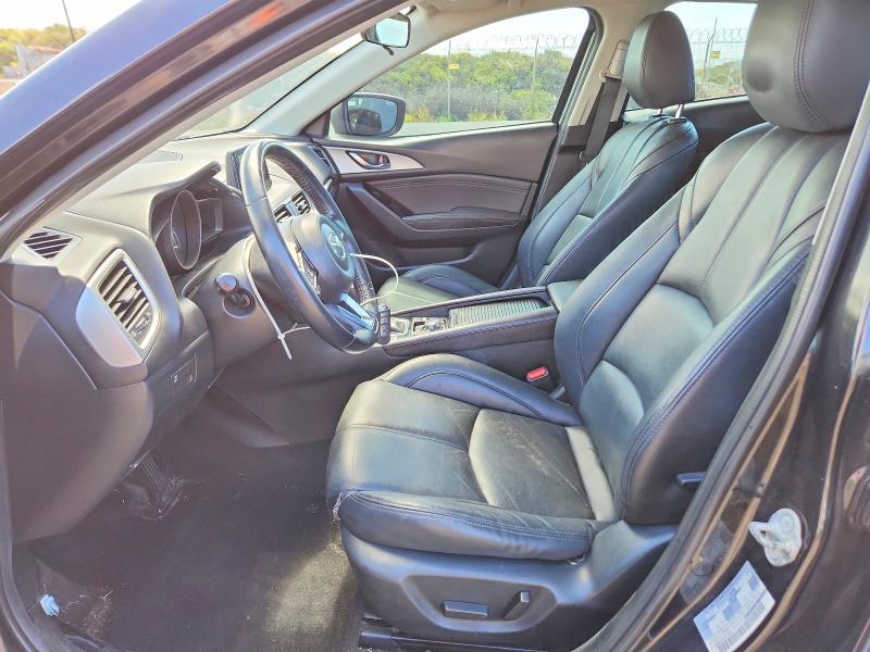Photo 7 from auction – 2018 MAZDA 3 with VIN 3MZBN1V33JM174840