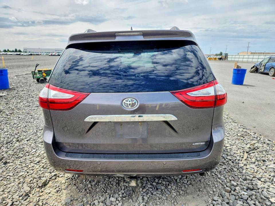 Photo 6 from auction – 2015 TOYOTA SIENNA with VIN 5TDYK3DC3FS617417