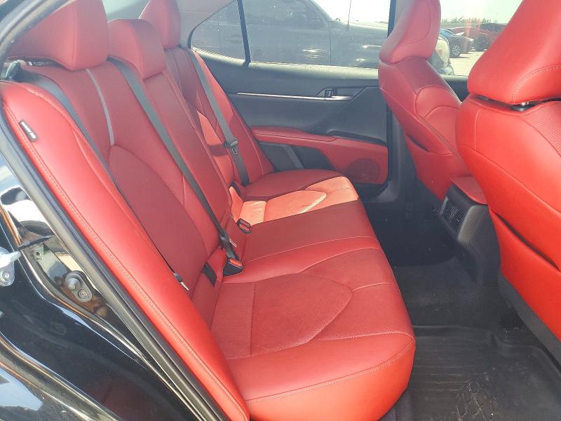 Photo 10 from auction – 2022 TOYOTA CAMRY with VIN 4T1K61AK2NU023496