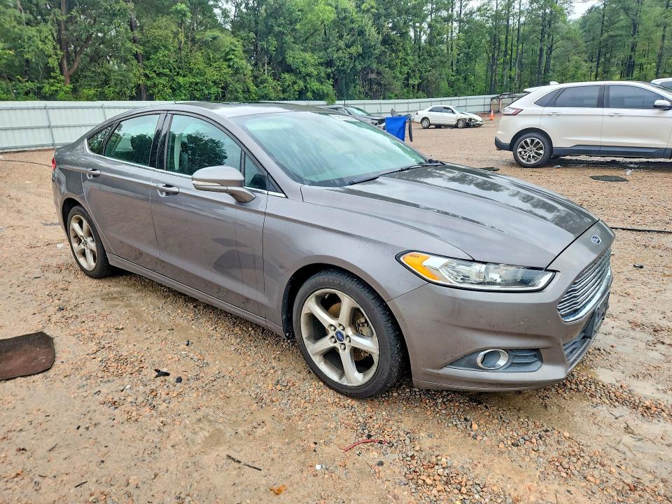 Photo 4 from auction – 2013 FORD FUSION with VIN 3FA6P0H72DR289823