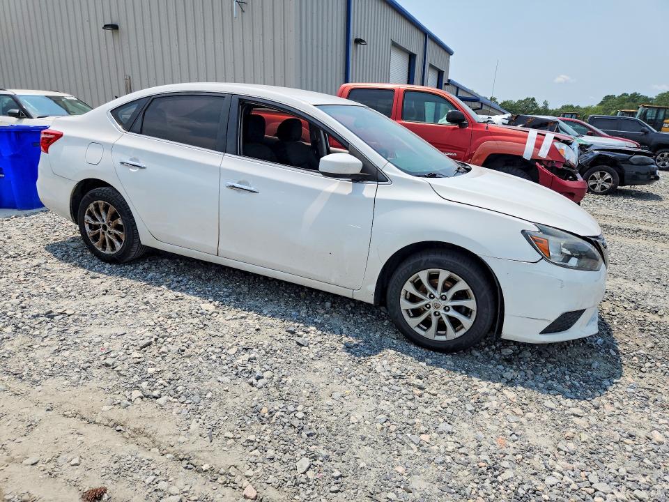 Photo 4 from auction – 2019 NISSAN SENTRA with VIN 3N1AB7AP9KL614248