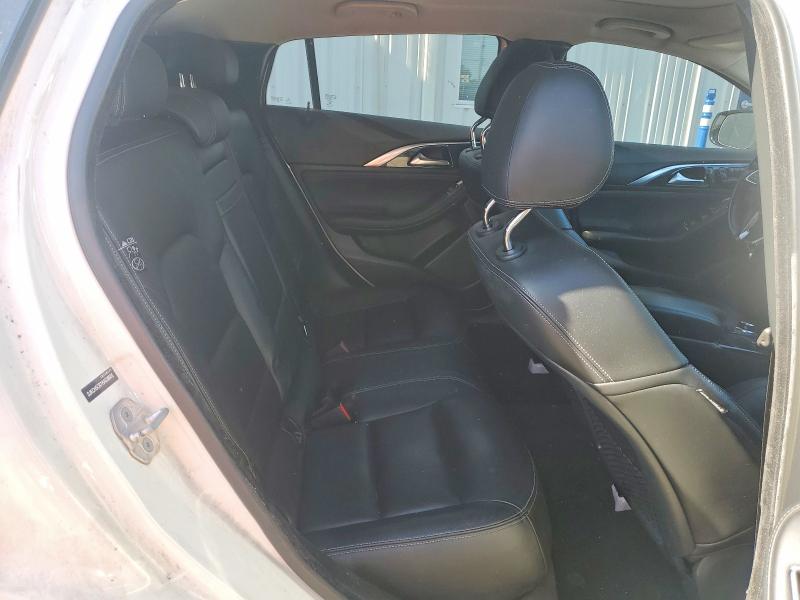 Photo 11 from auction – 2017 INFINITI QX30 with VIN SJKCH5CR7HA028958