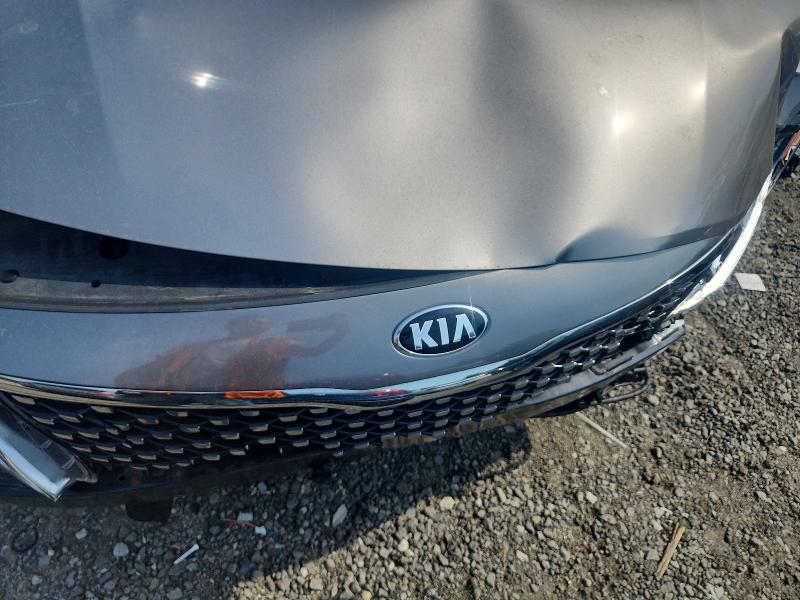 Photo 11 from auction – 2018 KIA OPTIMA with VIN 5XXGU4L32JG217677