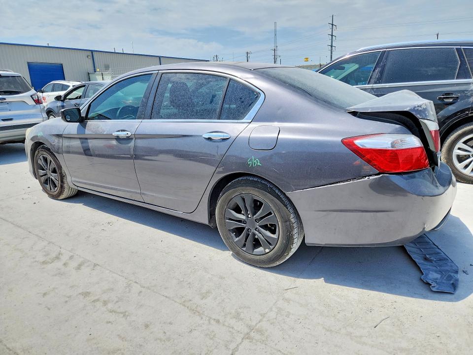 Photo 2 from auction – 2015 HONDA ACCORD with VIN 1HGCR2F32FA153810