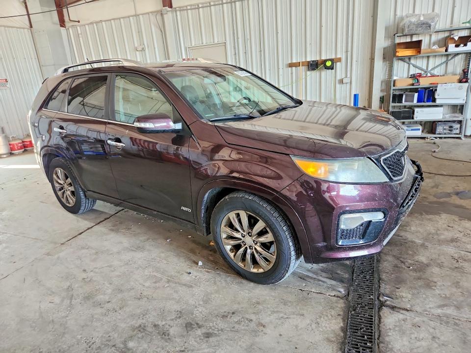 Photo 4 from auction – 2011 KIA SORENTO with VIN 5XYKWDA2XBG160298