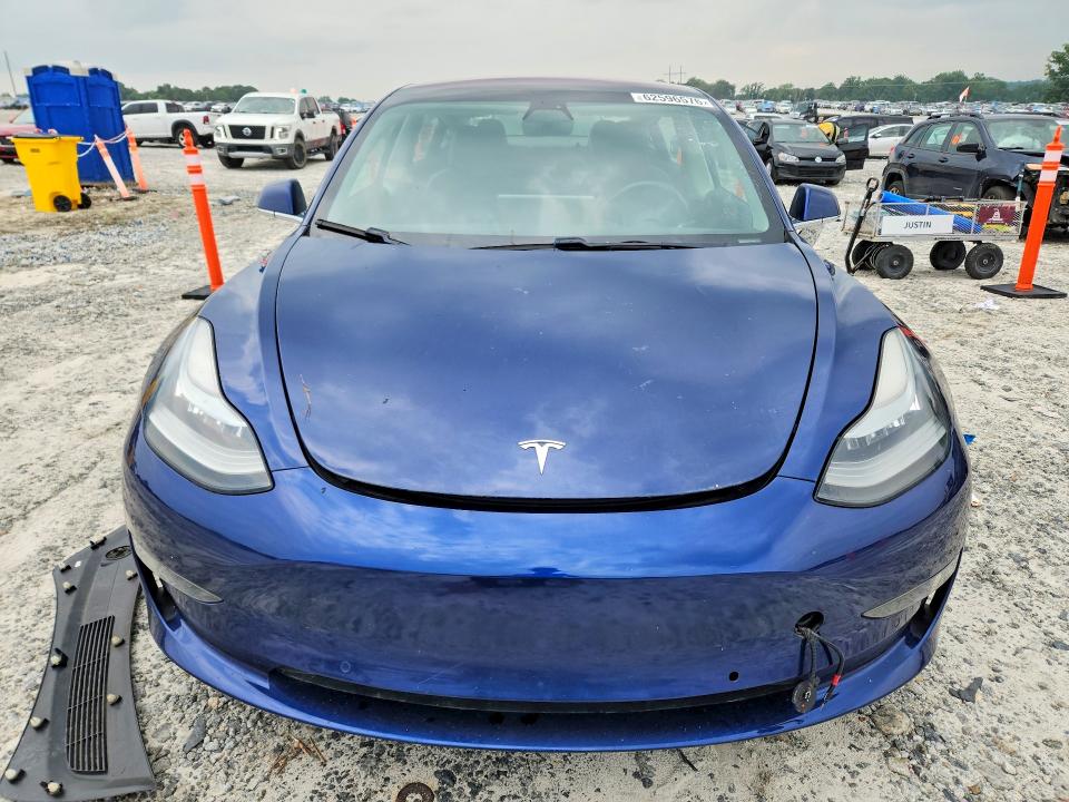 Photo 5 from auction – 2019 TESLA MODEL 3 with VIN 5YJ3E1EA0KF309140