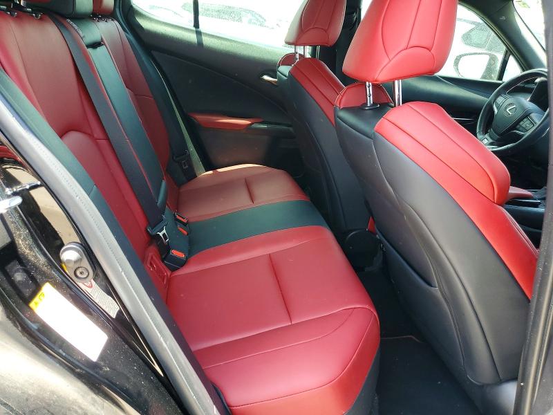Photo 11 from auction – 2019 LEXUS UX with VIN JTHY3JBH8K2003317