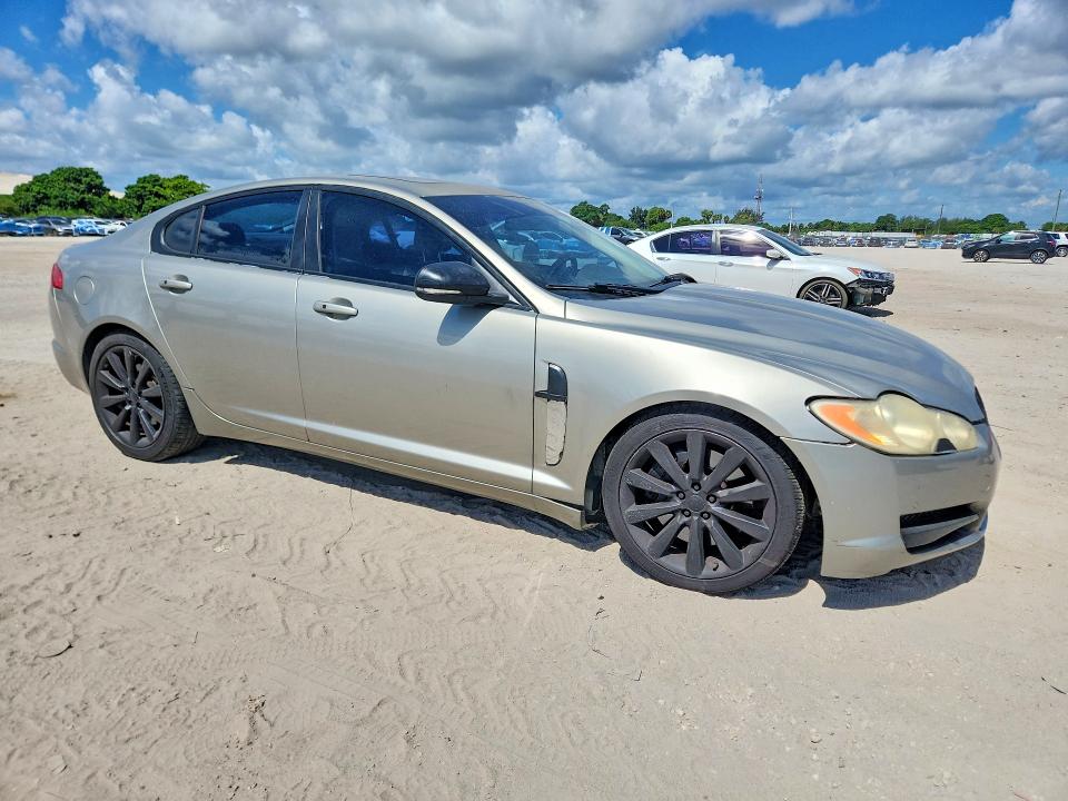 Photo 4 from auction – 2011 JAGUAR XF with VIN SAJWA0GB8BLS18379