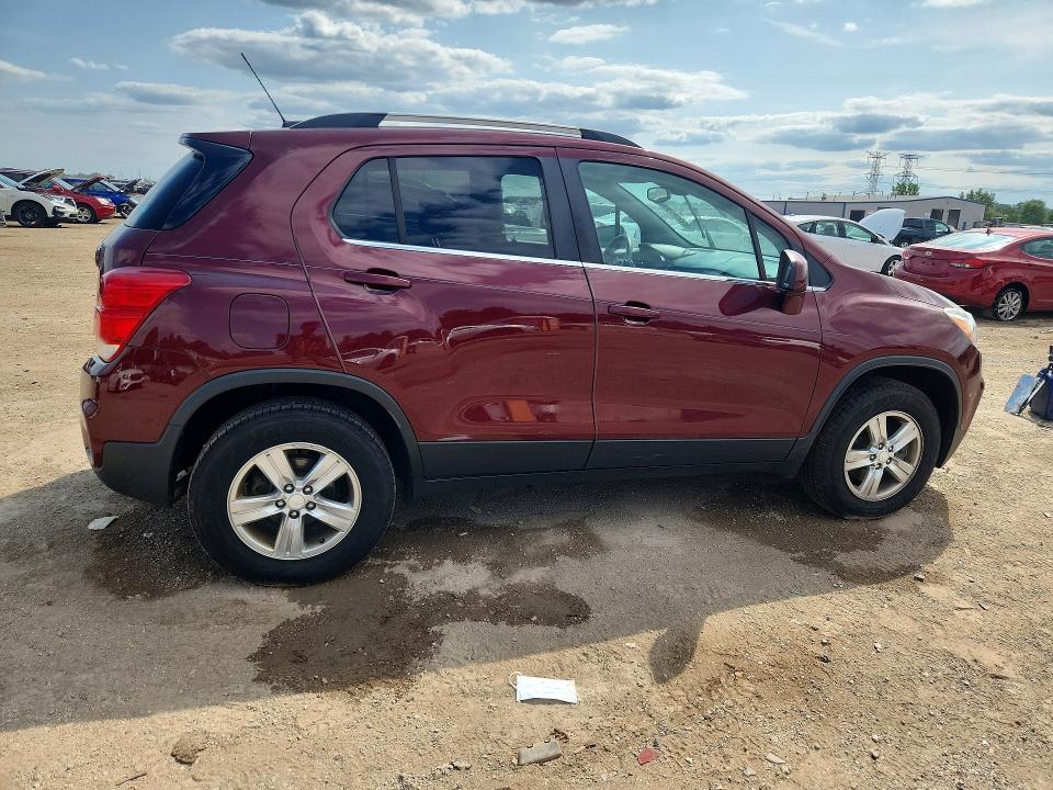 Photo 3 from auction – 2017 CHEVROLET TRAX with VIN 3GNCJPSB3HL161756