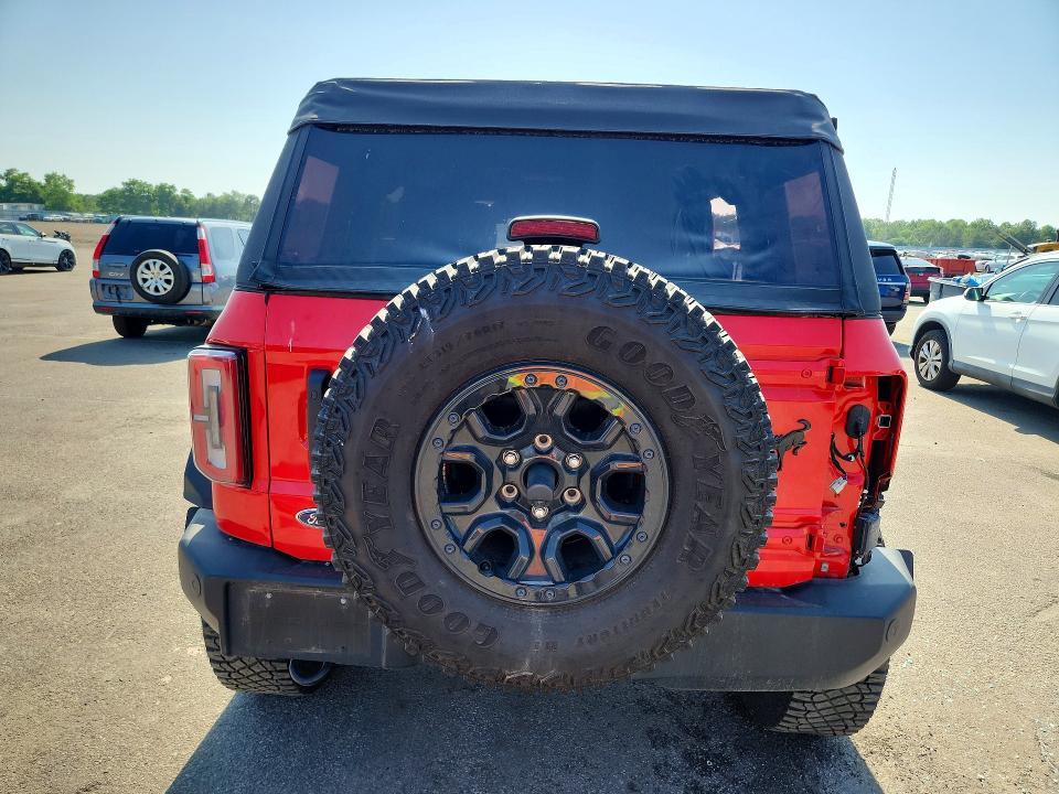 Photo 6 from auction – 2022 FORD BRONCO with VIN 1FMEE5DPXNLB30199