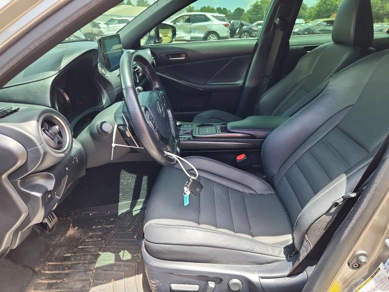 Photo 7 from auction – 2021 LEXUS IS with VIN JTHGZ1B21M5044900