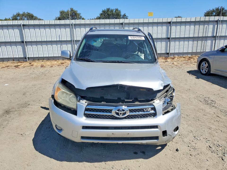 Photo 5 from auction – 2007 TOYOTA RAV4 with VIN JTMBK31V175012847