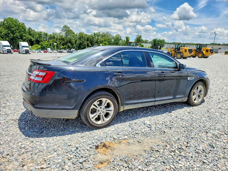 Photo 3 from auction – 2014 FORD TAURUS with VIN 1FAHP2E83EG157373