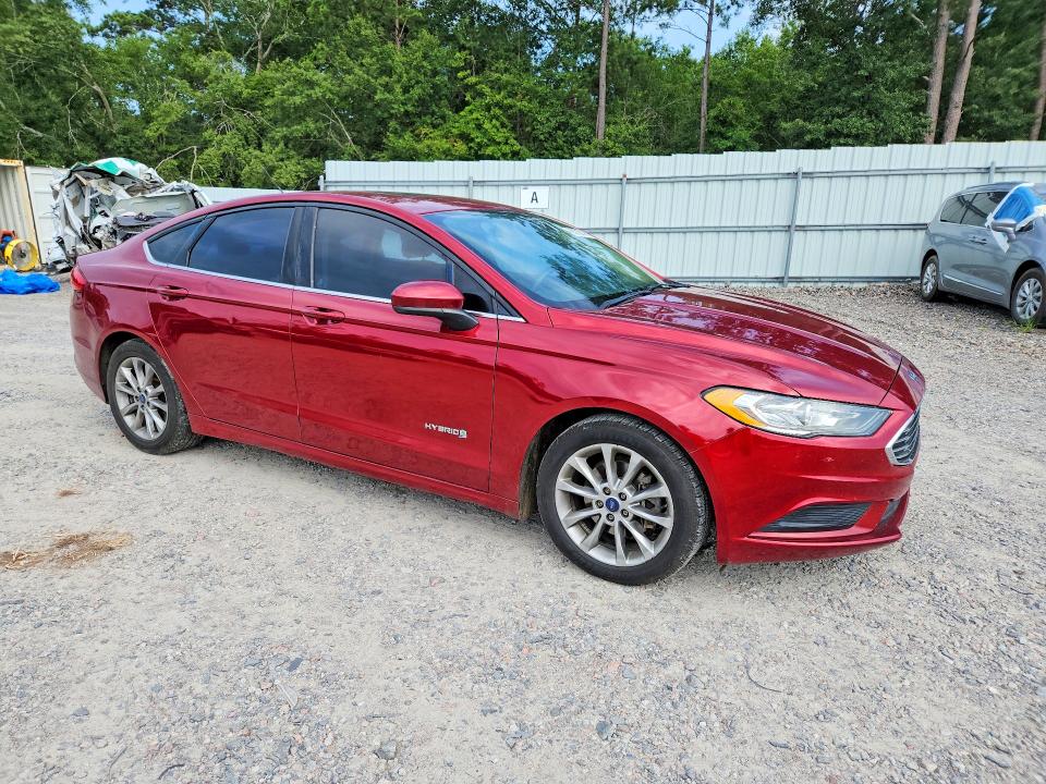 Photo 4 from auction – 2017 FORD FUSION with VIN 3FA6P0LU7HR316081