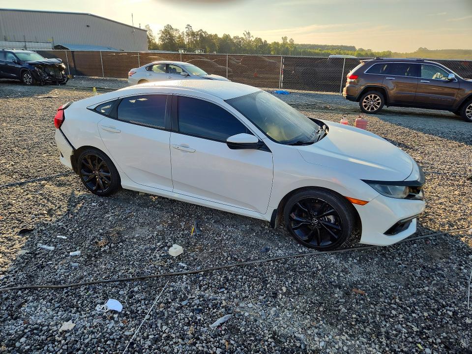 Photo 4 from auction – 2019 HONDA CIVIC with VIN 2HGFC2F85KH563488