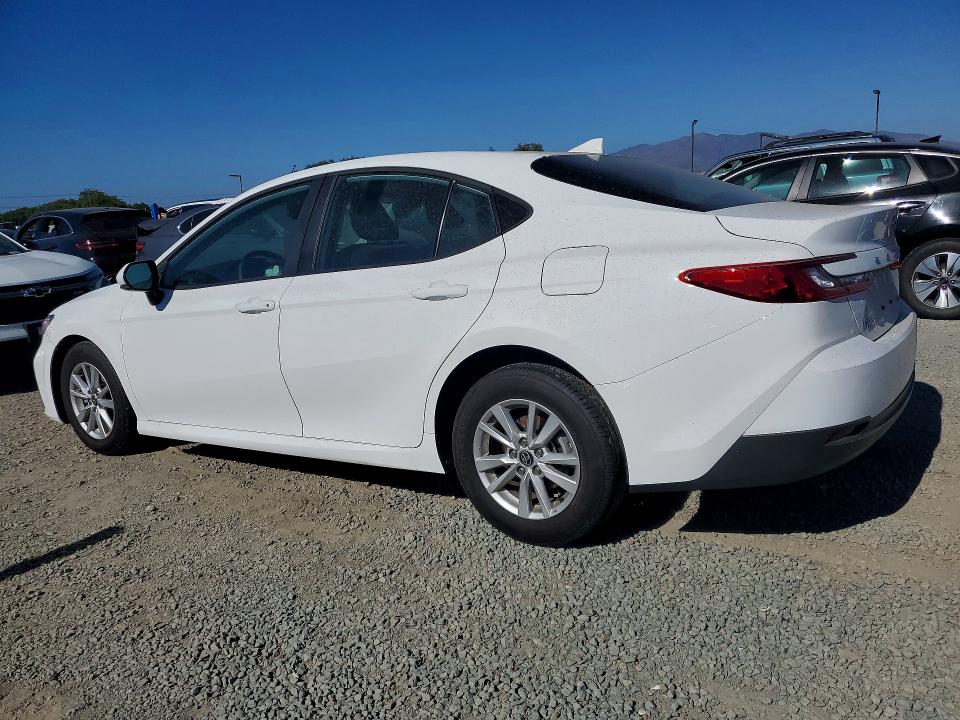 Photo 2 from auction – 2026 TOYOTA CAMRY with VIN 4T1DAACK2TU240855