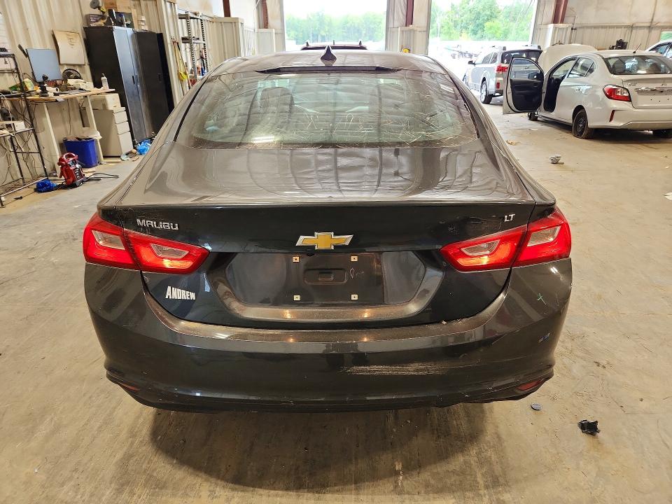 Photo 6 from auction – 2016 CHEVROLET MALIBU with VIN 1G1ZE5ST6GF295120