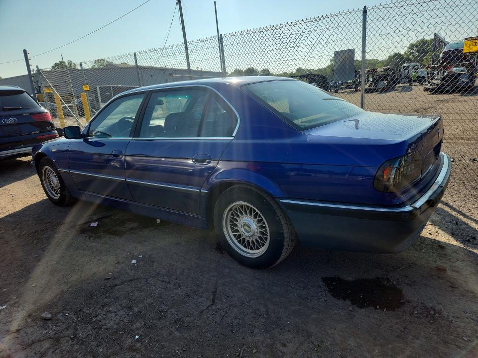 Zdjęcie 2 z aukcji – 1998 BMW 740 z VIN WBAGJ8320WDM23845
