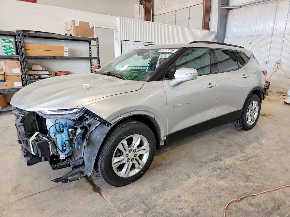 CHEVROLET BLAZER 2020 with VIN 3GNKBHRS8LS637938 - Photo from auction