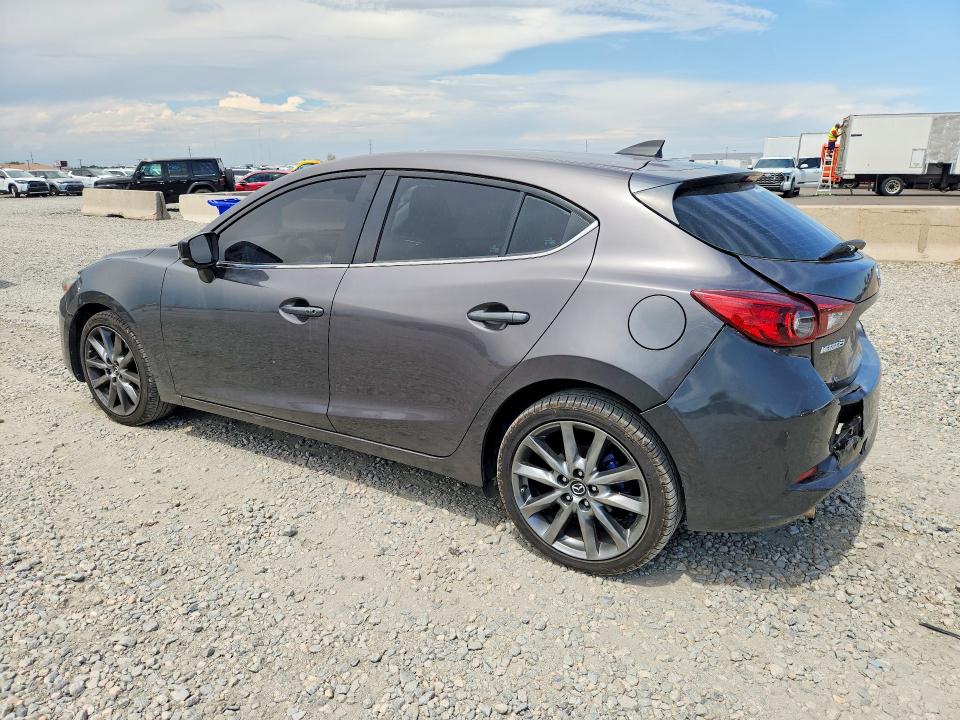 صورة رقم 2 من المزاد - 2018 MAZDA 3 مع VIN 3MZBN1L31JM252146