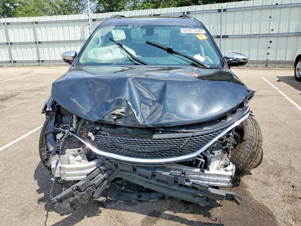 Photo 5 from auction – 2020 CHRYSLER PACIFICA with VIN 2C4RC1GG8LR112823
