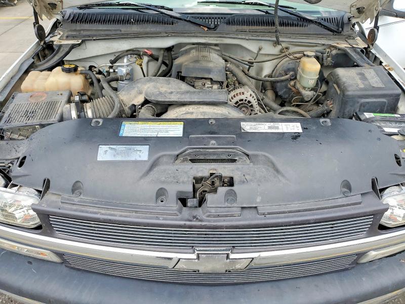 Photo 11 from auction – 2000 CHEVROLET SILVERADO with VIN 1GCEK19T6YE104574