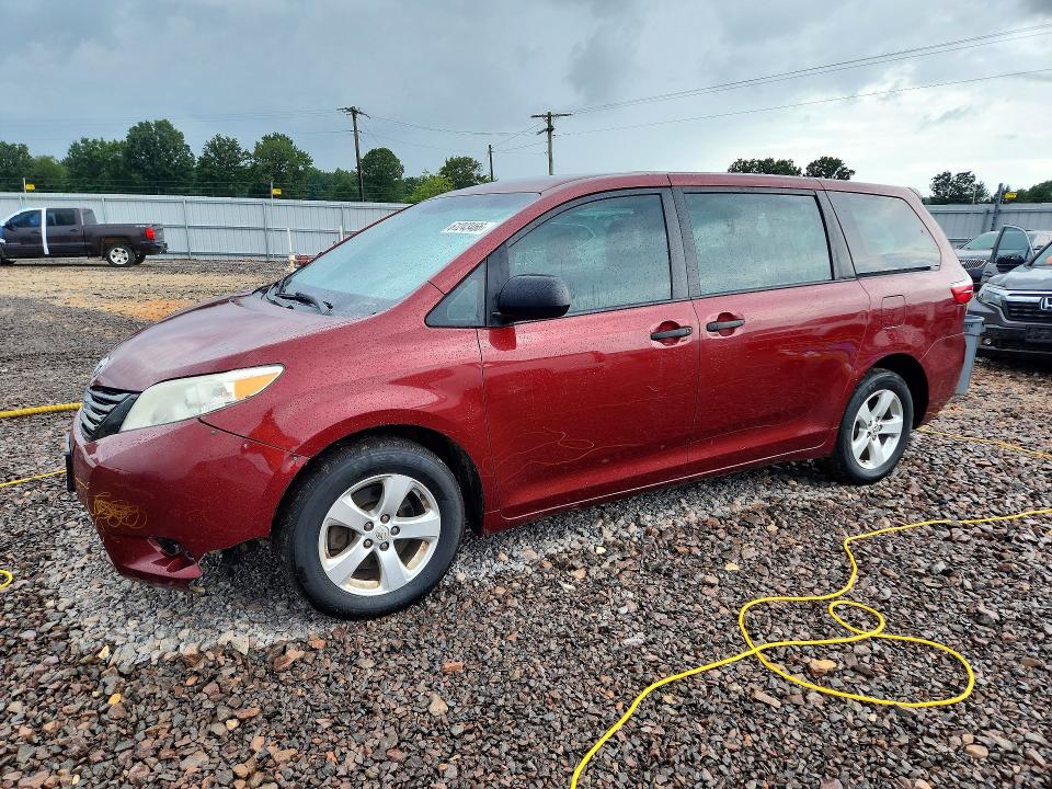 2017 TOYOTA SIENNA - Търг №61243466