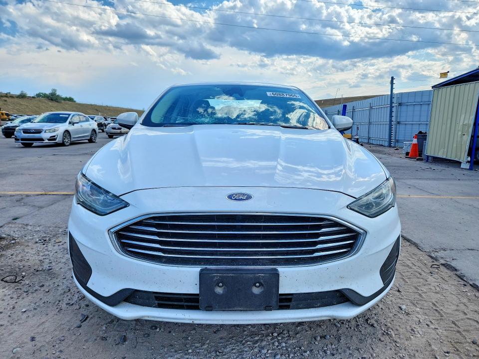 Zdjęcie 5 z aukcji – 2019 FORD FUSION z VIN 3FA6P0LU5KR188558