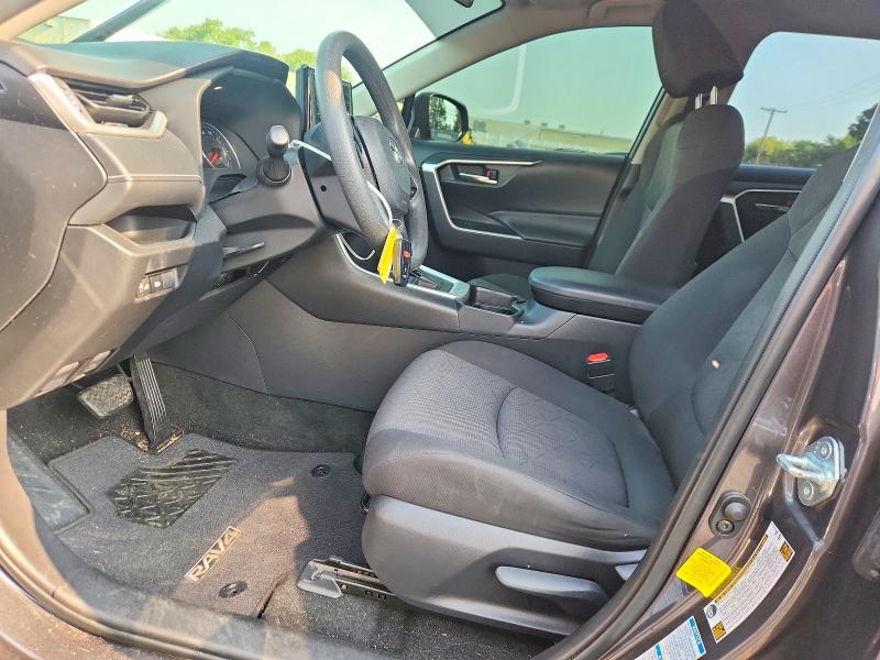 Photo 7 from auction – 2019 TOYOTA RAV4 with VIN JTMP1RFV6KJ015733