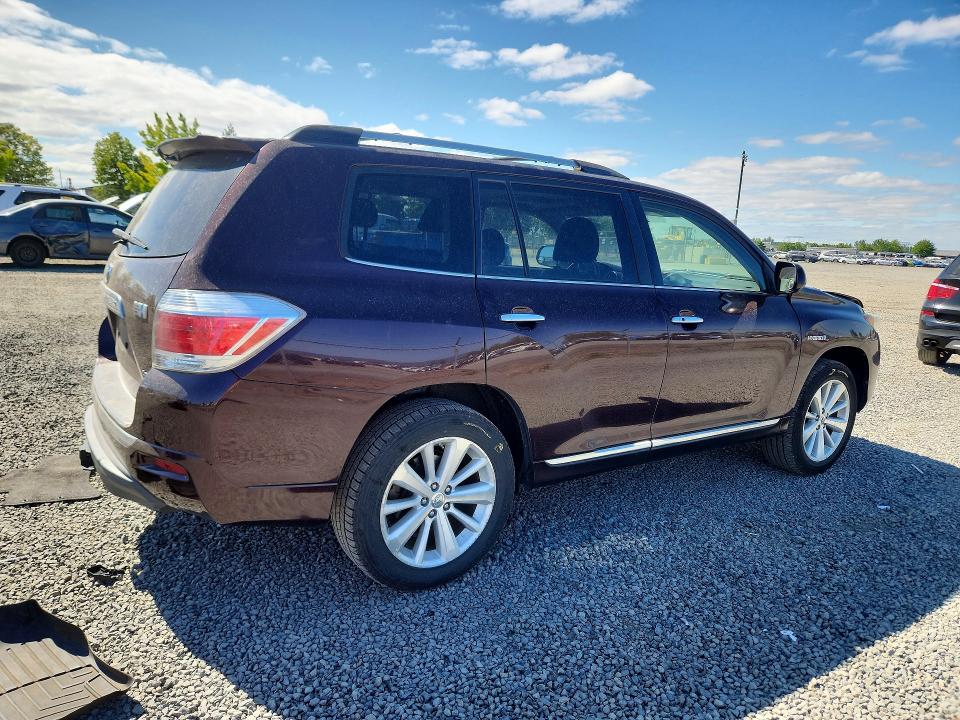Photo 3 from auction – 2013 TOYOTA HIGHLANDER with VIN JTEDC3EH3D2018913