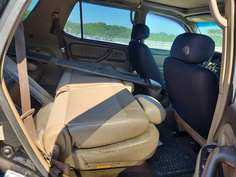 Photo 11 from auction – 2003 TOYOTA SEQUOIA with VIN 5TDBT48A43S140204