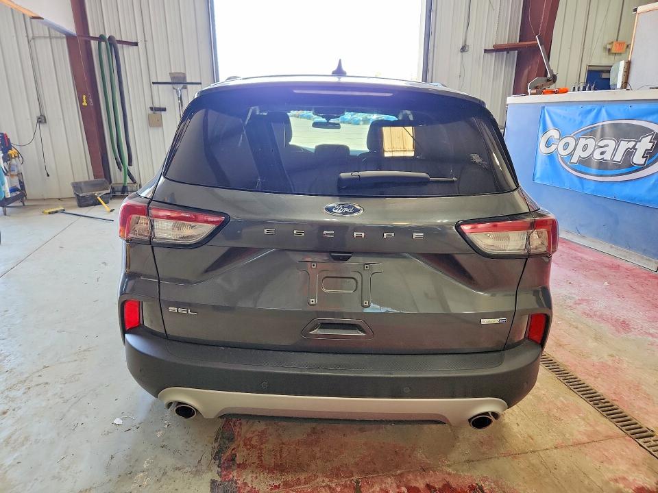 Photo 6 from auction – 2020 FORD ESCAPE with VIN 1FMCU9H65LUA97431