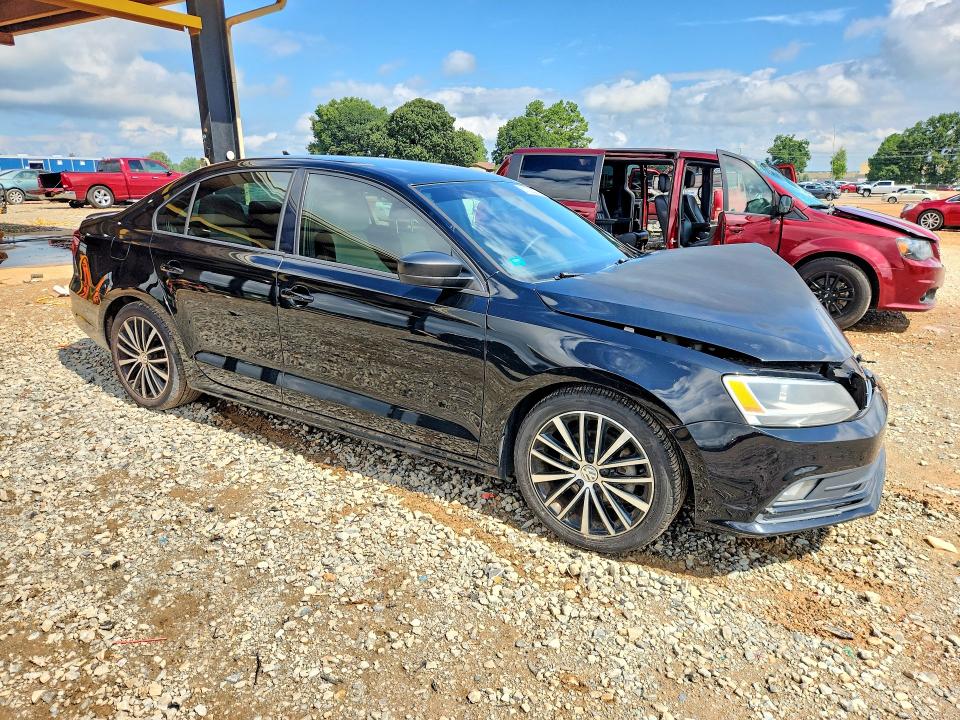 Photo 4 from auction – 2016 VOLKSWAGEN JETTA with VIN 3VWB17AJ0GM384386