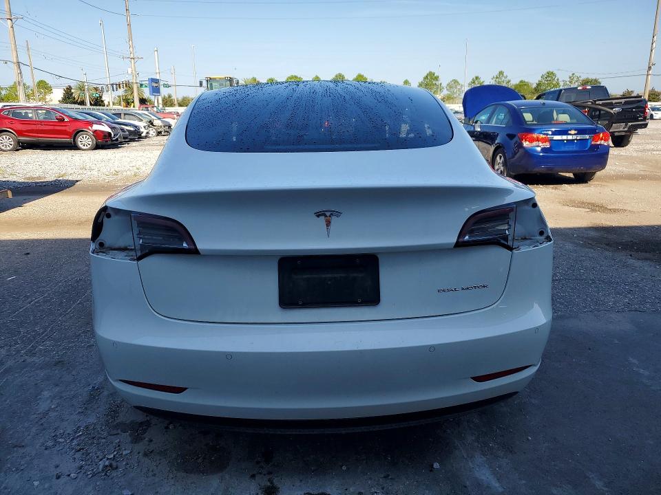 Photo 6 from auction – 2022 TESLA MODEL 3 with VIN 5YJ3E1EB7NF267031