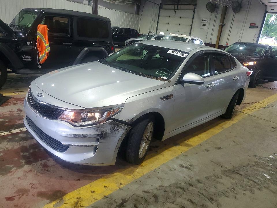 KIA OPTIMA 2018 with VIN 5XXGT4L33JG269810 - Photo from auction
