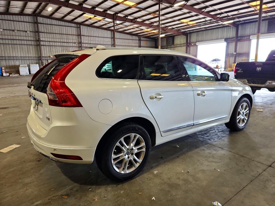 Photo 3 from auction – 2015 VOLVO XC60 with VIN YV440MDD2F2618422