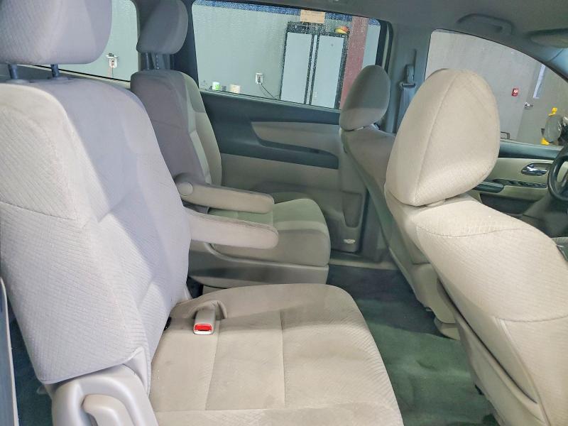 Photo 11 from auction – 2015 HONDA ODYSSEY with VIN 5FNRL5H24FB111078