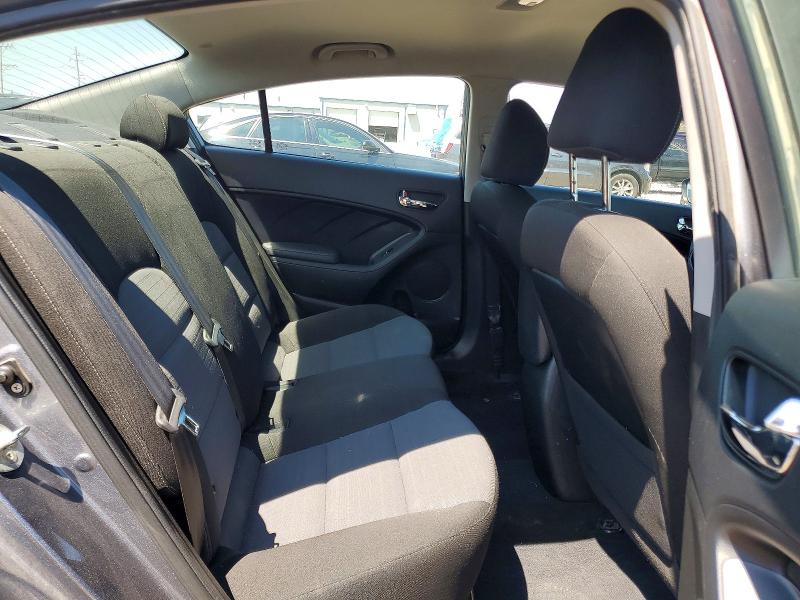 Zdjęcie 10 z aukcji – 2018 KIA FORTE z VIN 3KPFL4A73JE249809