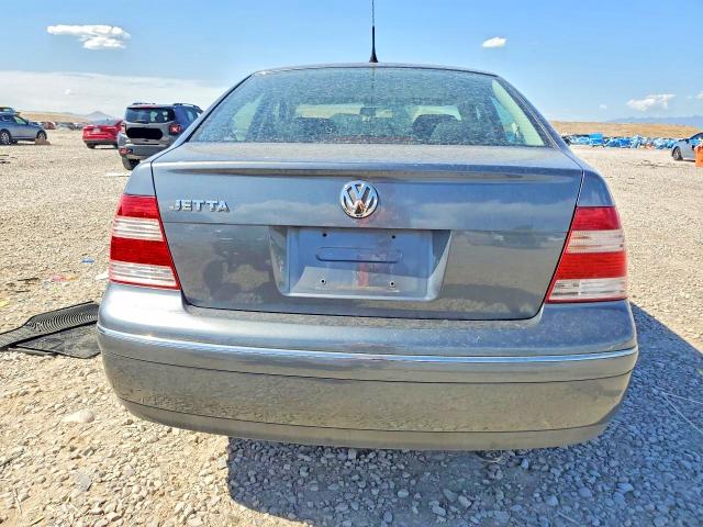 Photo 6 from auction – 2004 VOLKSWAGEN JETTA with VIN 3VWRA69M04M027678