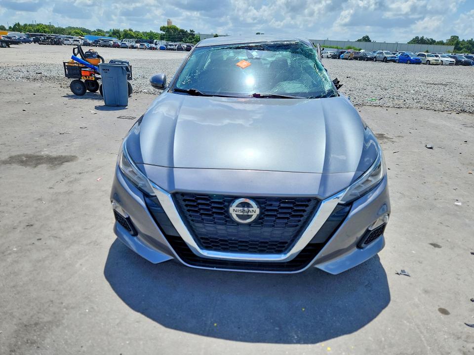 Photo 5 from auction – 2022 NISSAN ALTIMA with VIN 1N4BL4DVXNN399979