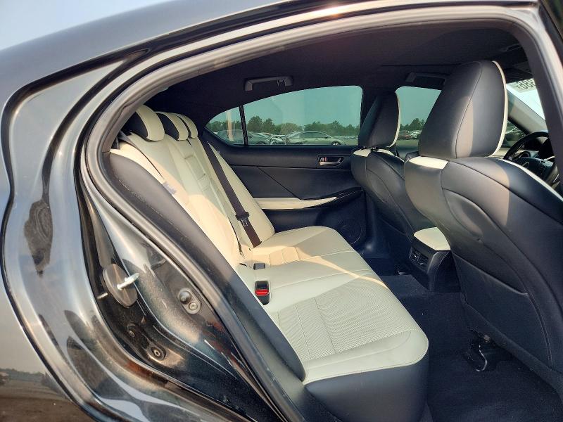 Photo 10 from auction – 2021 LEXUS IS with VIN JTHGZ1E26M5020006