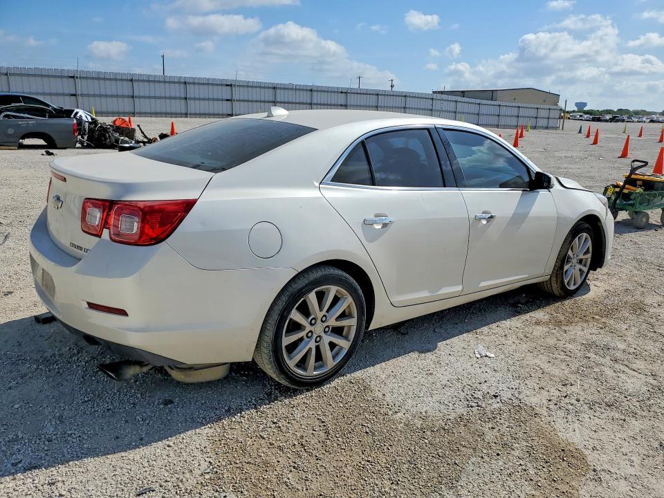 Photo 3 from auction – 2013 CHEVROLET MALIBU with VIN 1G11H5SA5DF217314