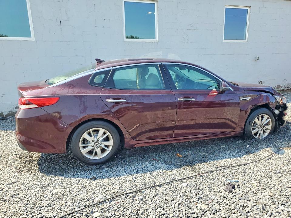 Photo 3 from auction – 2016 KIA OPTIMA with VIN 5XXGT4L3XGG037973