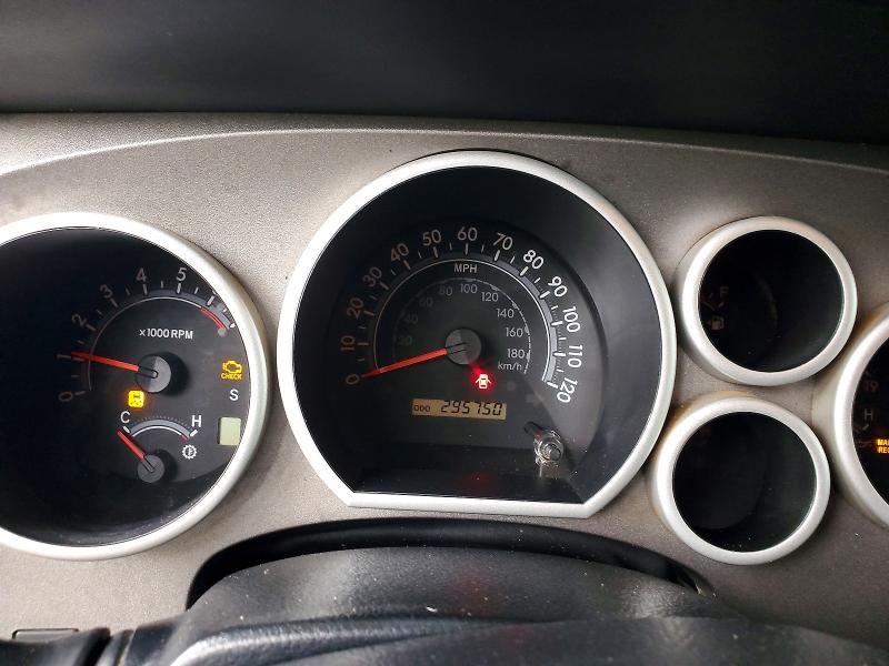 Photo 9 from auction – 2010 TOYOTA TUNDRA with VIN 5TFRY5F19AX097835