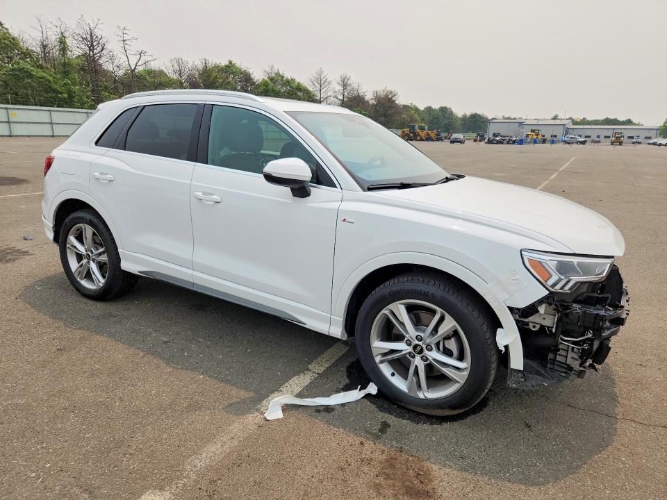 Photo 4 from auction – 2024 AUDI Q3 with VIN WA1EECF35R1145093