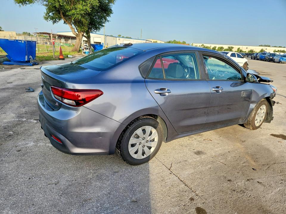 Photo 3 from auction – 2019 KIA RIO with VIN 3KPA24AB4KE181233