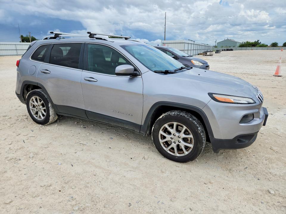 Photo 4 from auction – 2016 JEEP CHEROKEE with VIN 1C4PJLCB7GW209530