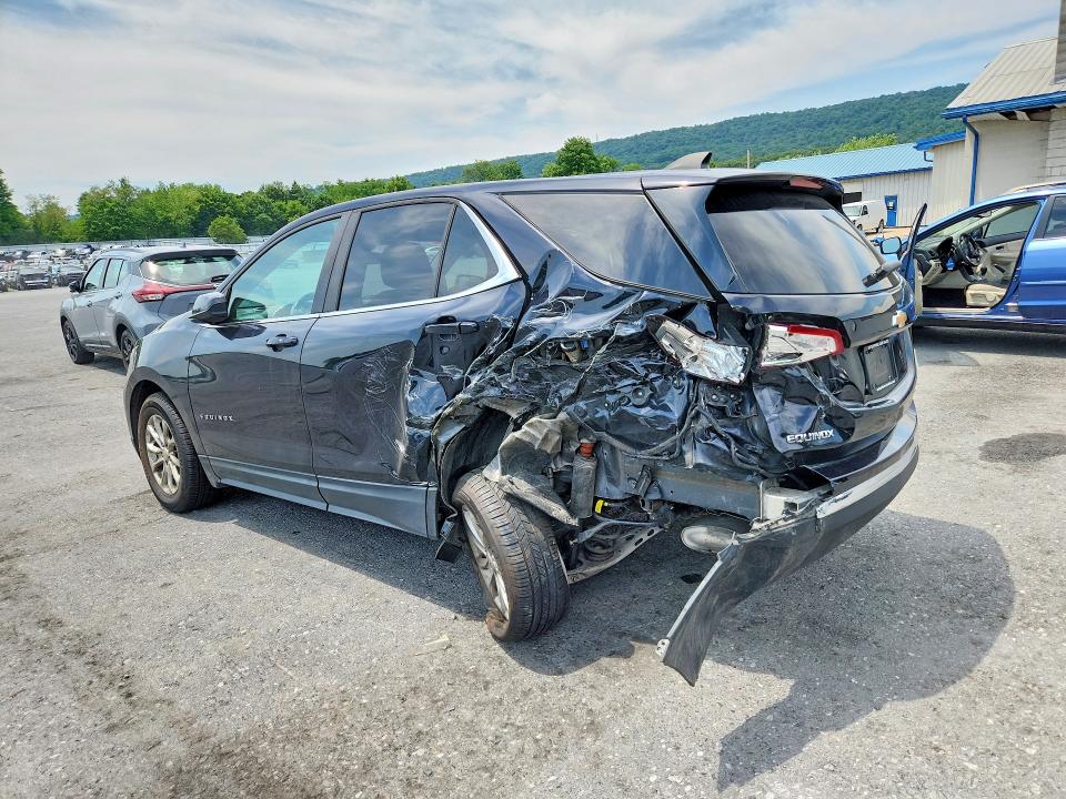 Photo 2 from auction – 2021 CHEVROLET EQUINOX with VIN 2GNAXUEV7M6104520