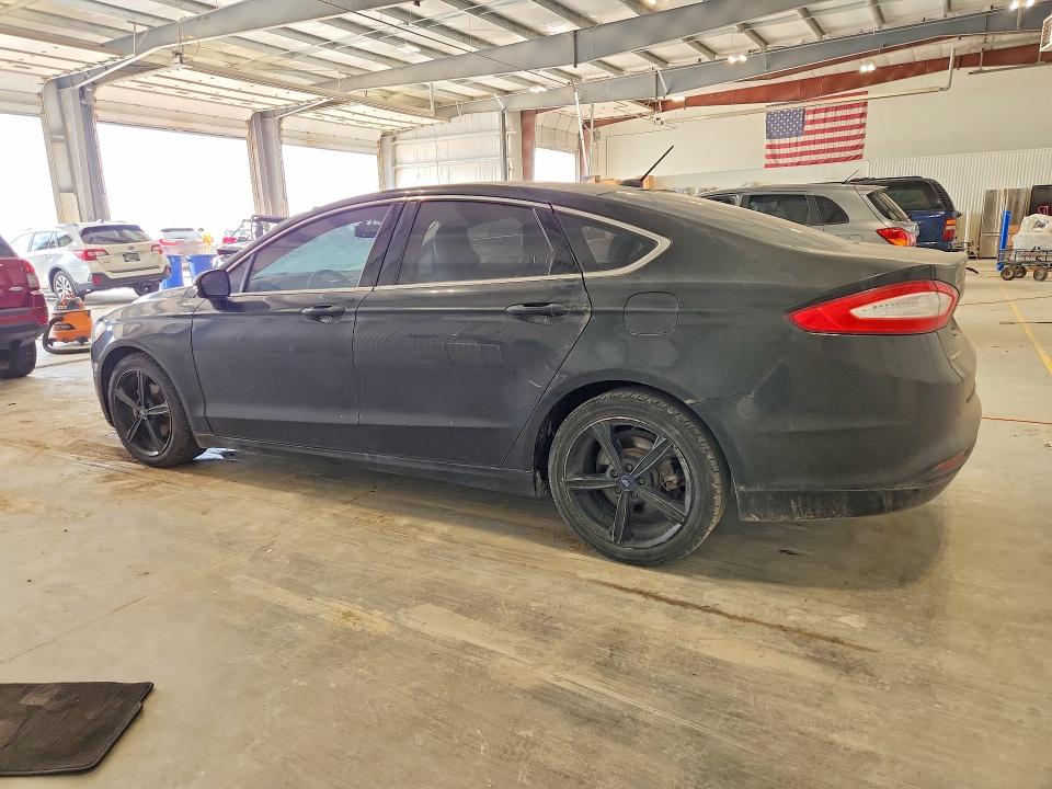 Photo 2 from auction – 2015 FORD FUSION with VIN 3FA6P0HD7FR305619