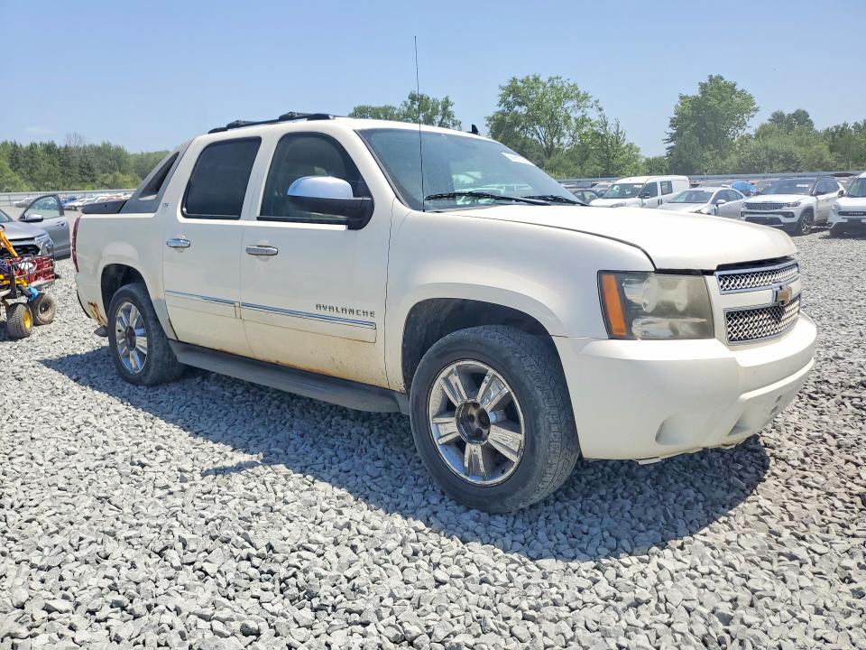 Photo 4 from auction – 2010 CHEVROLET AVALANCHE with VIN 3GNVKGE09AG261729